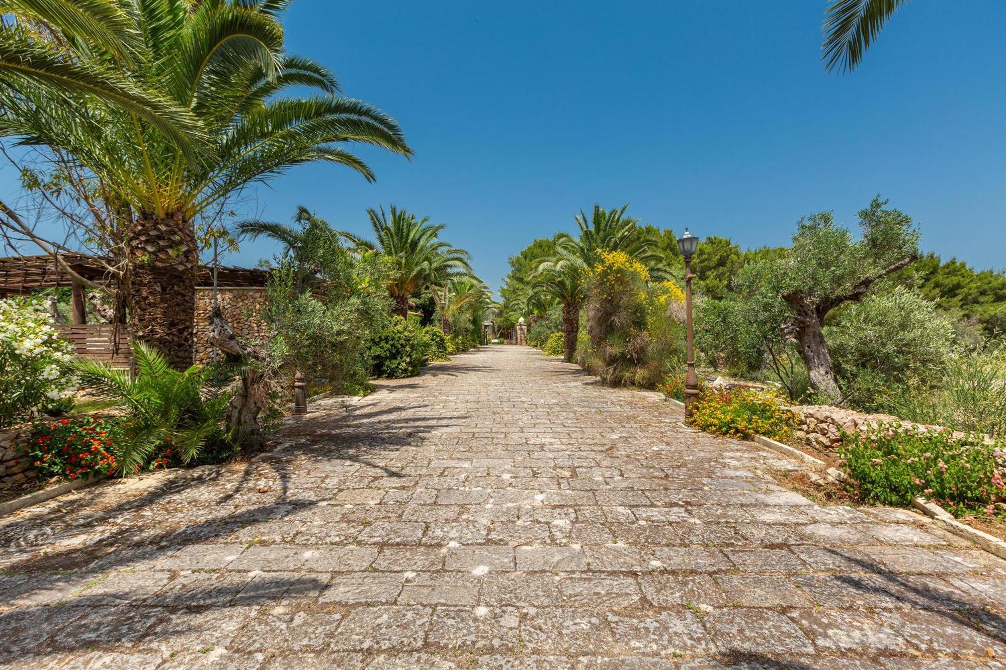 Masseria Cucuruzza Hotel Felline Esterno foto