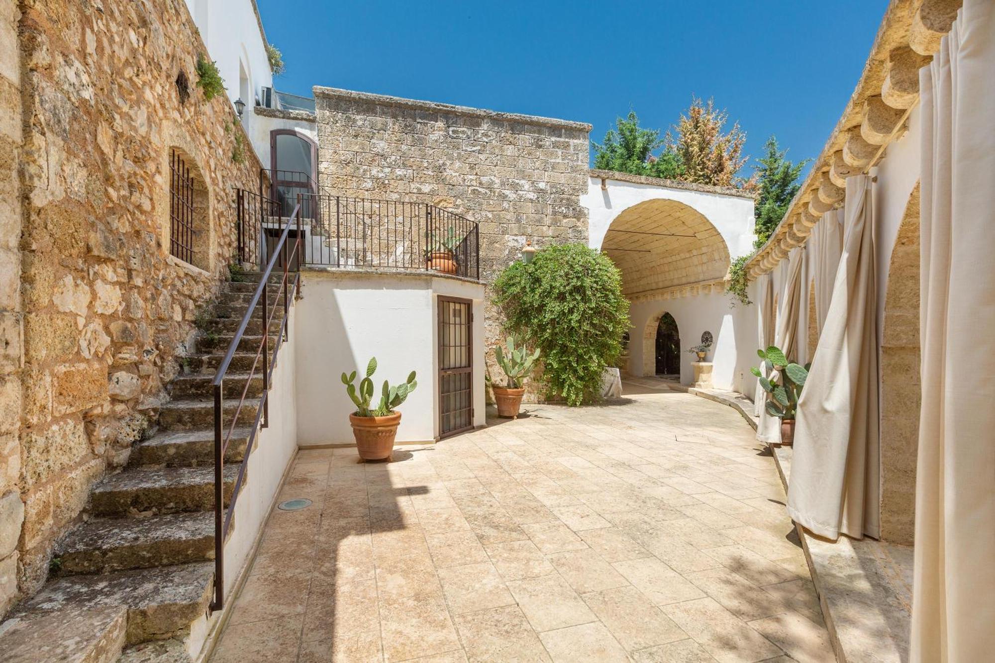 Masseria Cucuruzza Hotel Felline Esterno foto