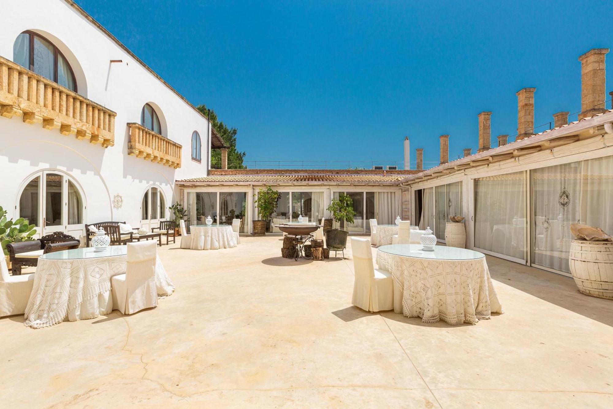 Masseria Cucuruzza Hotel Felline Esterno foto