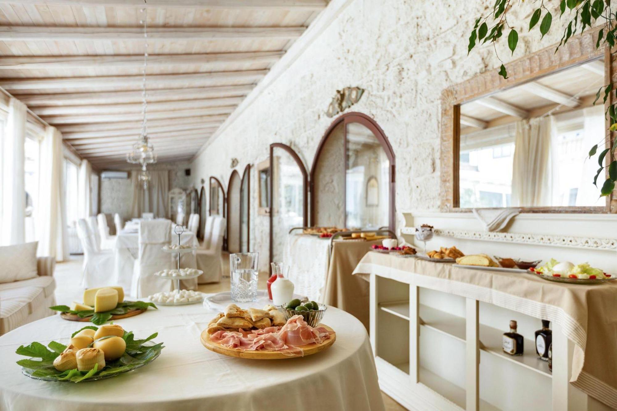 Masseria Cucuruzza Hotel Felline Esterno foto
